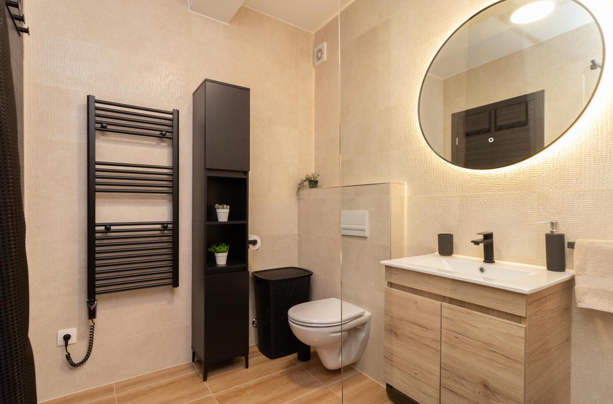 Modern And Spacious Apartment Helena Near The Beach Privlaka  Exterior foto